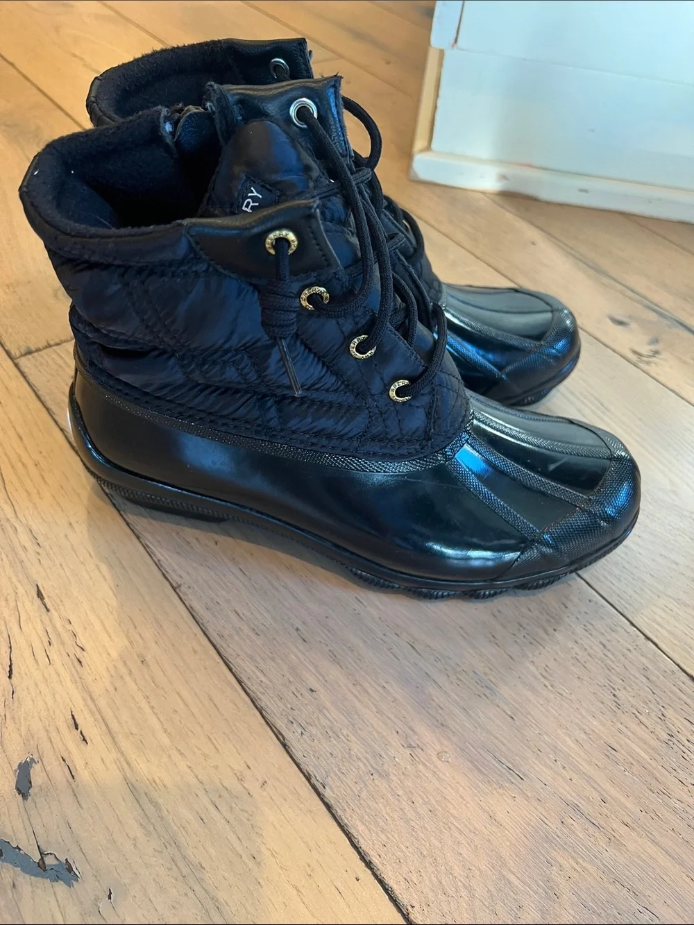 Sperry Black Lace-Up Rain & Snow Ankle Boots